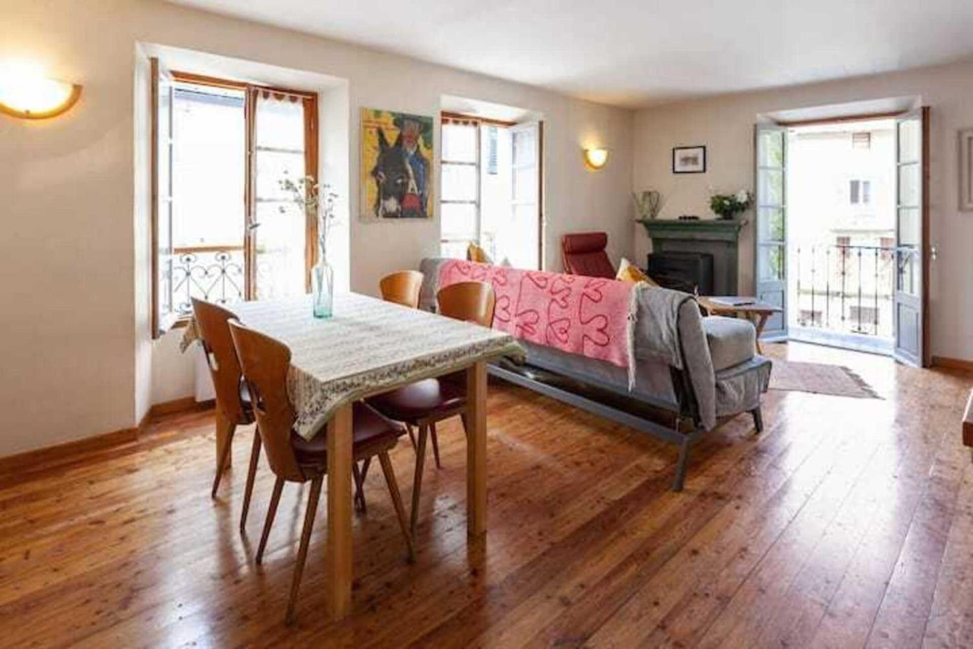 Sunny 1-Bed Apartment In Lovely Mountain Village La Brigue Εξωτερικό φωτογραφία