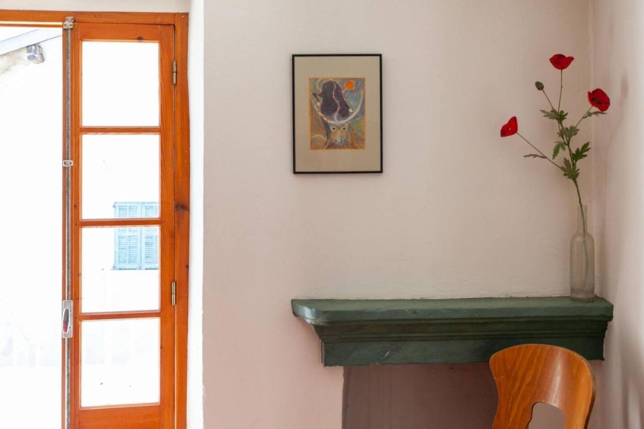 Sunny 1-Bed Apartment In Lovely Mountain Village La Brigue Εξωτερικό φωτογραφία